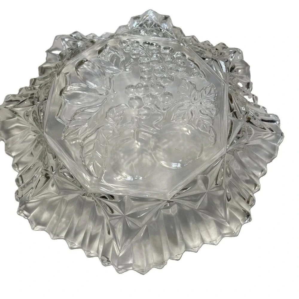 Vintage Clear Pressed Glass Fruit Bowl Grapes Apple Pear Starburst Scalloped 11